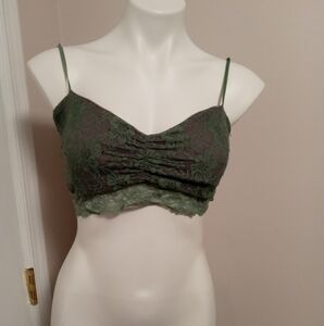 Fifth‎ parallel threads green bralette